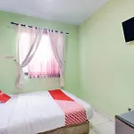 Hotel O Tebet Near Tebet Station Formerly Sabda Guest House