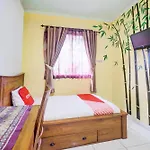 Hotel O Tebet Near Tebet Station Formerly Sabda Guest House