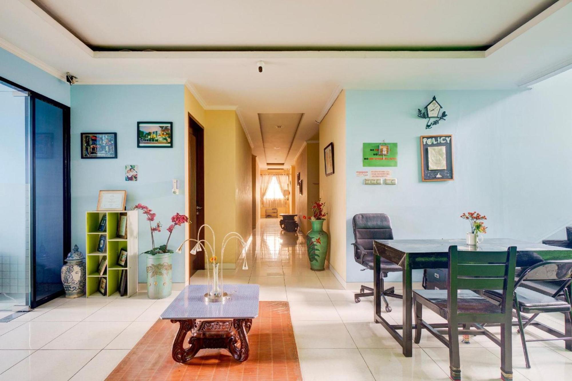 Hotel O Tebet Near Tebet Station Formerly Sabda Jakarta